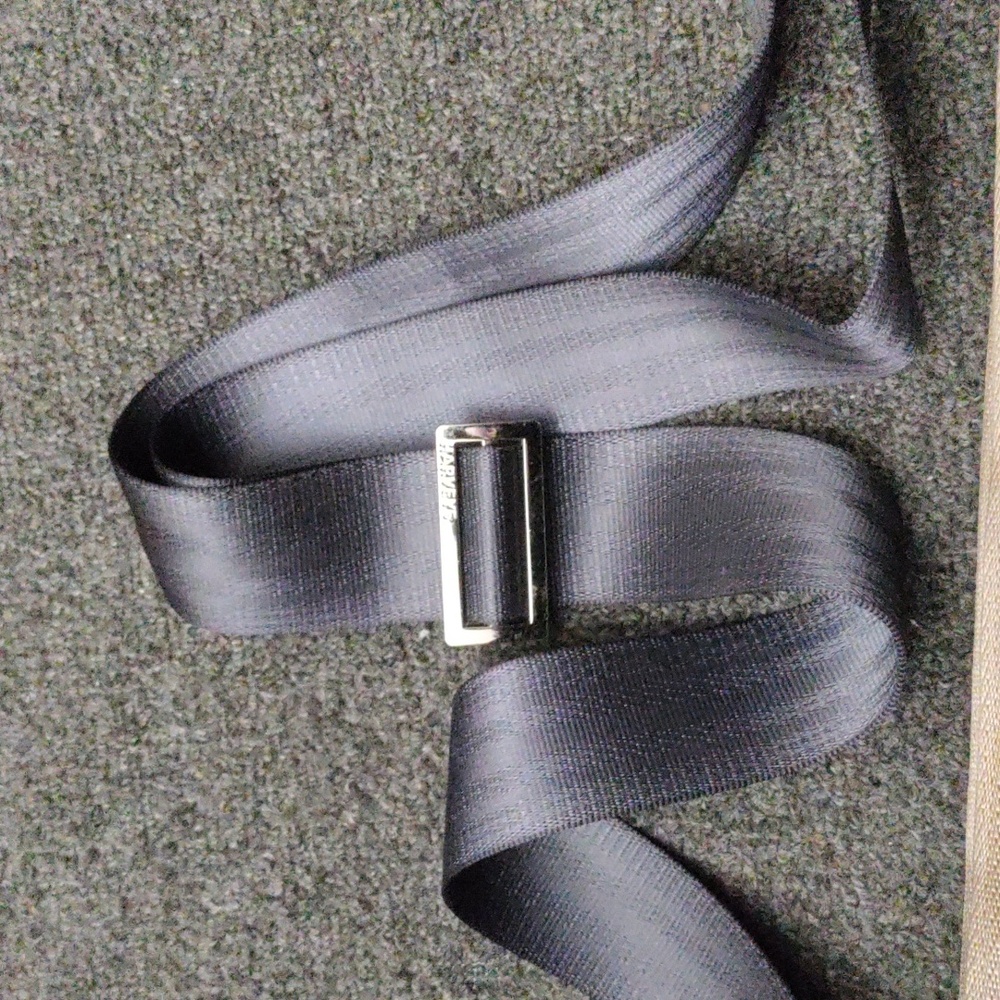 Harveys Safety Belt Crossbody Bag - Picture 3 of 11